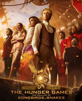 Póster de “The Hunger Games: The Ballad of Songbirds & Snakes” (2023) con Lucy Gray Baird y Coriolanus Snow, mostrando un ave cantor y una serpiente entrelazadas, con el título del film en letras grandes y un fondo dramático.